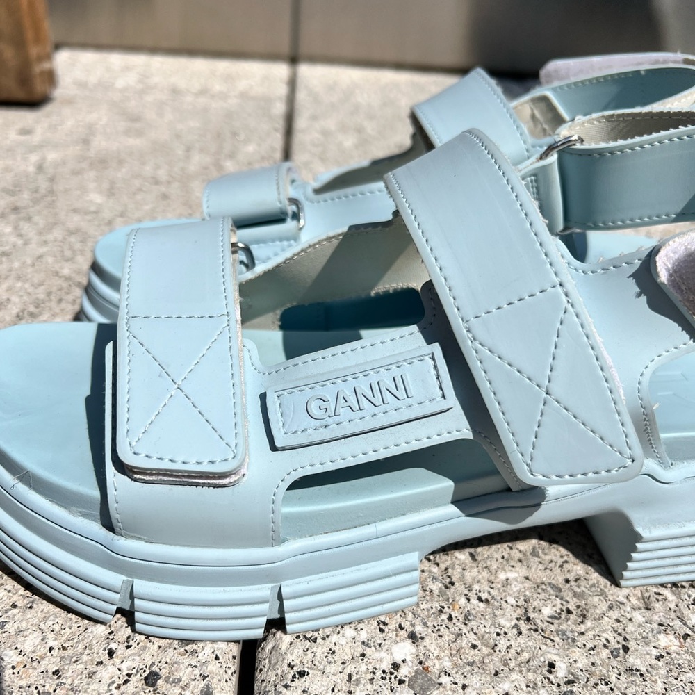☆韓国の人気☆【GANNI】☆RECYCLED RUBBER SANDAL☆関税込☆ Ganni Recycled Rubber Sandal | David Jones